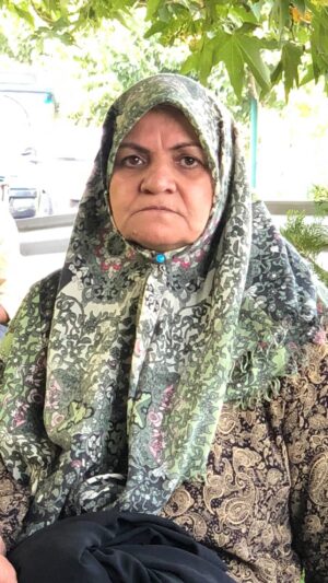 Morteza Rahdani Instagram - برای سلامتی مادرتون یک قلب قرمز بزارید خدا مواظب مادرم باش مادر خیلی دلم برات تنگ شده 
#مادر