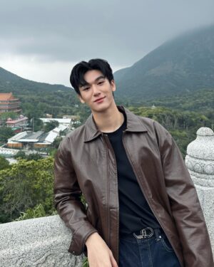 Mos Panuwat Sopradit Instagram - Mos in Hong Kong🇭🇰

#sunsetxvibes 
#เพียงชลาลัย