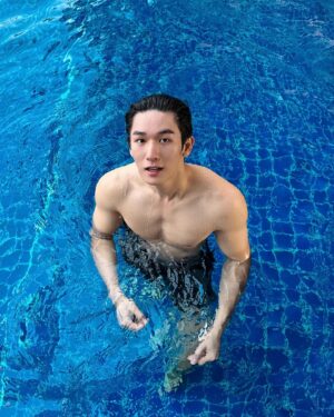 Mos Panuwat Sopradit Instagram - First time diving🙏🏻🥵
