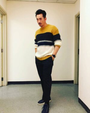 Moses Chan Instagram - Top & bottom: @solidhomme_official
@HarveyNicholsHK #HarveyNicholsHK

#非凡三俠#