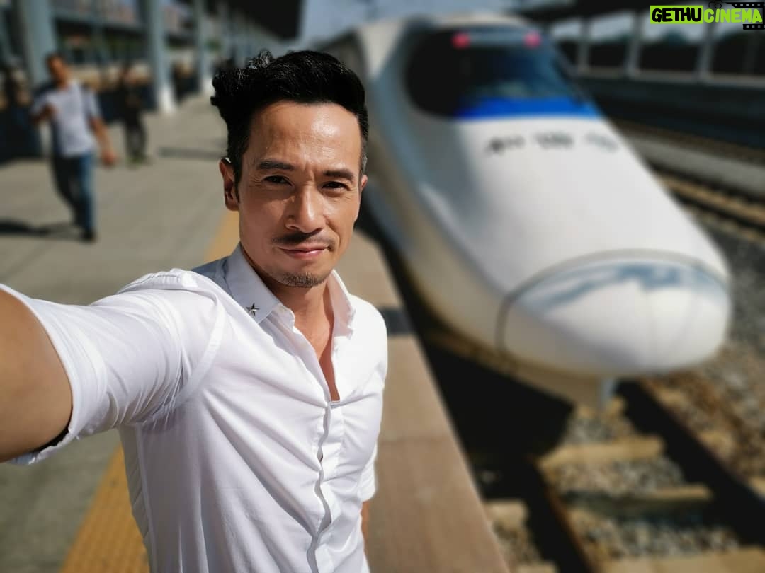 Moses Chan - 9.3K Likes - 我的第一次「中國高速鐵路」
