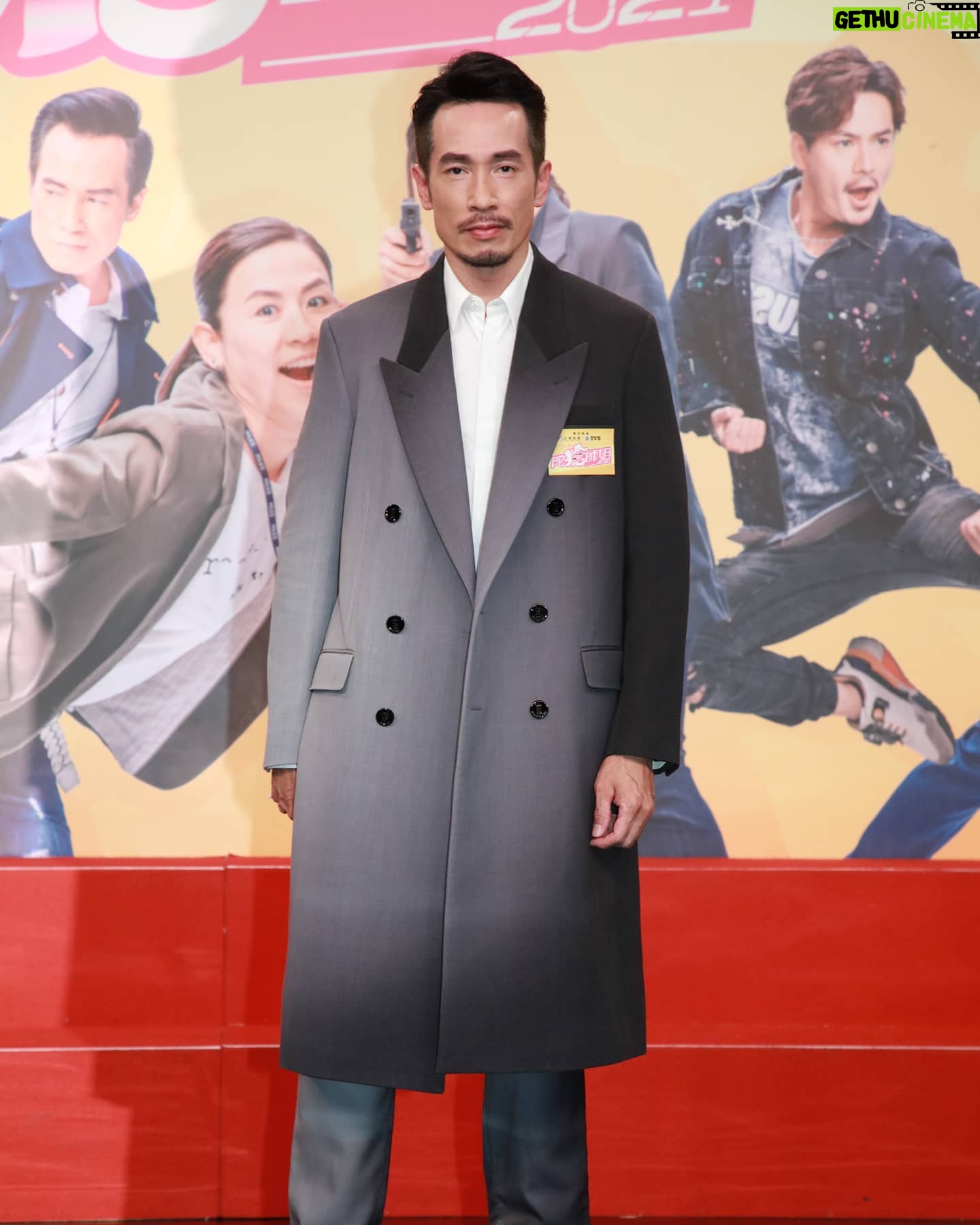 Moses Chan - 8.1K Likes - Thank you for this wonderful outfit!! Loving it 🤩💗
#fendi #floranceyip