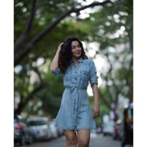 Mrinal Deshraj Instagram - WALK TOWARDS THE GOOD IN LIFE AND ONE DAY YOU WILL ARRIVE ♥️
:
Outfit courtesy :- @iloveshe.in ❤️
:
Flashback Friday for everyone♥️
:
#love #happy #walking #rains #enjoying #awesome #weather #happiness #mreenaldeshraj #mreedaazle ❤️