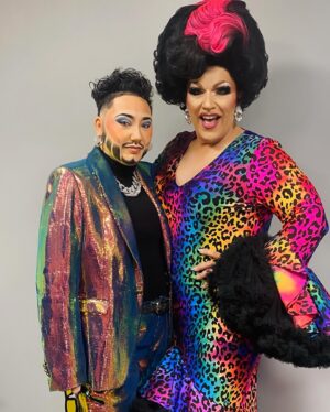 Mrs. Kasha Davis Instagram - WOW @centralalabamapride what a fantastic PRIDE weekend! So grateful to be a part of the Sunday Festival line up!!!! MY HEART IS SO FULL right now performing with INCREDIBLE peers, dancing with the kiddos and meeting so many wonderful Birmingham family celebrating #pride🌈 

#dragisnotacrime #hope #shineyourlight #rupaulsdragrace