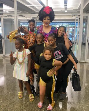 Mrs. Kasha Davis Instagram - WOW @centralalabamapride what a fantastic PRIDE weekend! So grateful to be a part of the Sunday Festival line up!!!! MY HEART IS SO FULL right now performing with INCREDIBLE peers, dancing with the kiddos and meeting so many wonderful Birmingham family celebrating #pride🌈 

#dragisnotacrime #hope #shineyourlight #rupaulsdragrace