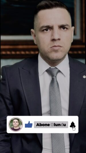 Muhammed Akay Instagram - Kimsesiz Yaşar - Seni Parça Parça Keserim(EDHO)

Merhabalar dostlar, bu videomuzda Eşkiya Dünyaya Hükümdar Olmaz dizisinde Kimsesiz Yaşar karakterinin yerine geçtik, masada Ekrem Bey’e raconumuzu kestik. 

Videomuzu beğenmeyi, yorum yapmayı, paylaşmayı ve tabii ki abone olmayı unutmayın.
Yeni videolardan anında haberdar olmak için bildirimleri etkinleştirmeyi unutmayın.☺️👍🙏

Başka bir videoda görüşmek dileğiyle…
#shorts #reels #edho #kimsesizyaşar #racon #otelsahnesi #eşkiyadizisi #bbcs #makayweb #diziler #televizyon #mesutakusta #olgunşimşek #ozanakbaba #oktaykaynarca
