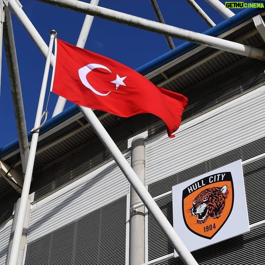 Muhammed Akay - 1K Likes - Bu adam çıldırmış olmalı👏👏😍🇹🇷🇹🇷
#acunilicali #hullcity #reels #eceerken #beşiktaş #instagram #keşfet