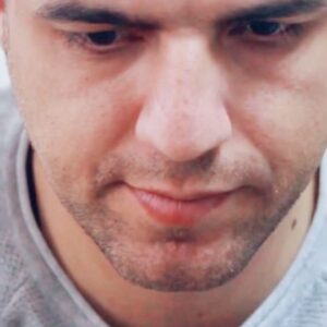 Muhammed Akay Instagram - Artık bazı şeyleri değiştirmenin vakti geldi… Göndermek istediğiniz arkadaşınızı etiketleyin #pov #değişim #reels