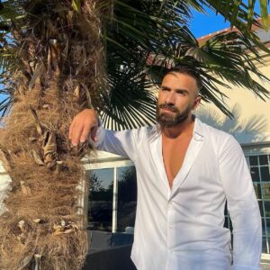 Mujdat Saglam Instagram - Happy full day ✨🌴🙌🏻

#travel
