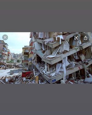 Müjde Ar Instagram - Yüreğimiz yanıyor.İnşallah bu son olur akıllar başa gelir.Geçmiş olsun İzmir’im
