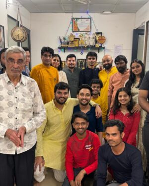 Mukesh Chhabra Instagram - Diwali 2023 ❤️🙏🪔🧿 #home #family