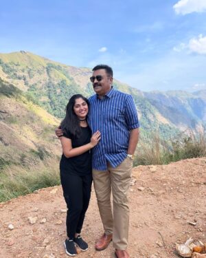 Muktha Instagram - Big Brother @sureshgopi 
Congratulations 💃🏻💃🏻💃🏻
തൃശൂർ അങ്ങെടുത്തു 😊😊😊😊❤️