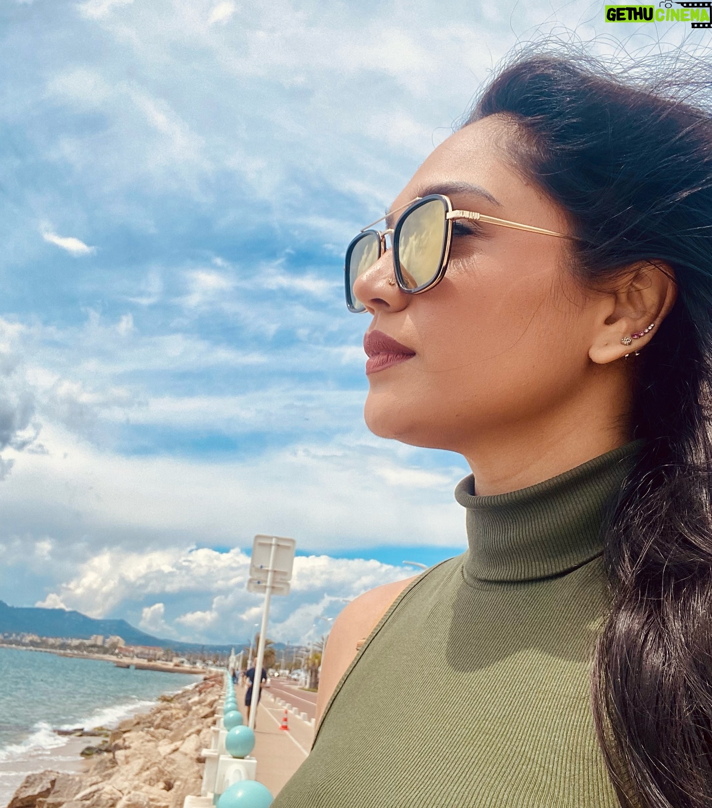 Mumtaz Sorcar - 3 Likes - Needed a bit of vitamin sea… 🌊❤️
#frenchrivera #cannes