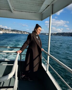 Münire Apaydın Instagram - Geçen aydan kalanlar 🍂🤍

#tbt #yerebatansarnıcı #bosphorus #istanbul