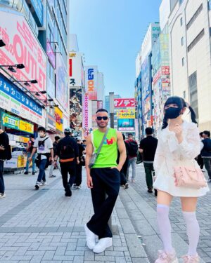 Munya Chawawa Instagram - Japan Dump 🇯🇵🍜 Don’t let your girl see slide 10 👀😏

Deffo Tokyo friends here! So many cool places; you will have to Kyoto get in though. Is it my favourite country? Ramens to be seen…

On a real one though - what a place!  どうもありがとうございます!