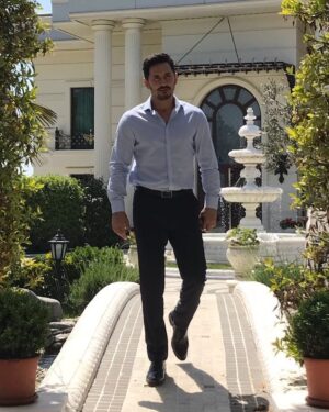 Murat Han Instagram - Photo by my dear friend @hndsrl #sethalleri