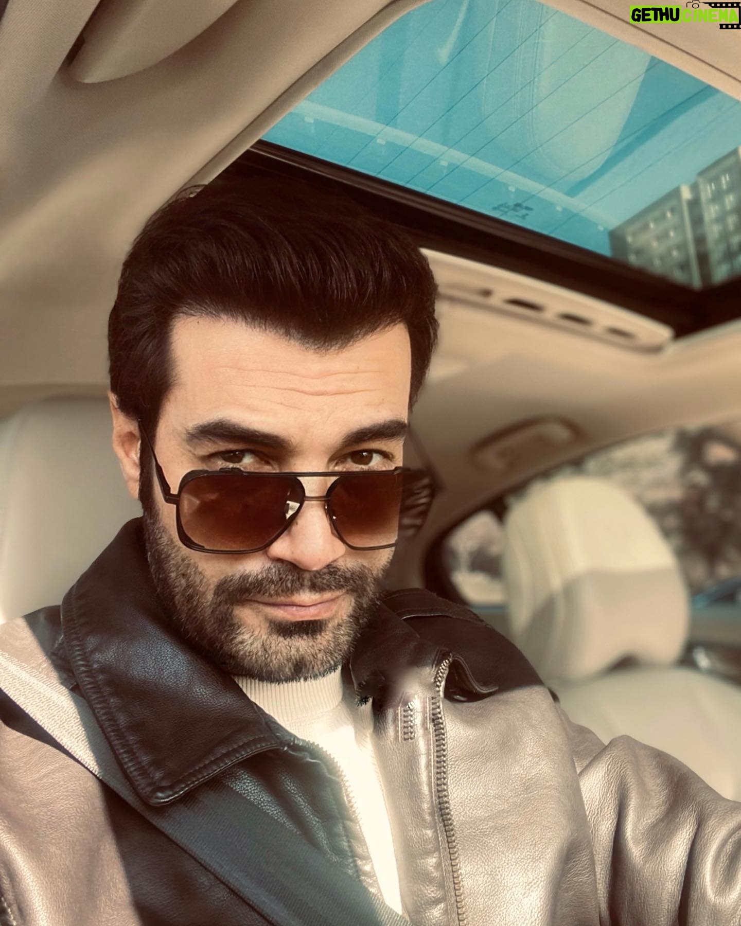 Murat Ünalmış - 59.7K Likes - Herkes kendi hayatının başrolüdür yeğen.. oyun böyük yeğen..😎