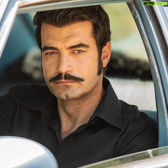 Murat Ünalmış - 67.3K Likes - Çukurova’ ya samimiyetle emek veren ve gerçek emekçileri bilip emeğe saygı gösteren herkese selam olsun. Hepsine çok teşekkür ederim. Bizleri 100 bölüm boyunca evlerinde misafir eden, izleyip eleştiren tüm seyircilerimize ve sevenlerimize, ayrıca 3,5 yıldır bize ev sahipliği yapan misafirperver Adana halkına da sonsuz teşekkür ederim..🙏🏻🌼
#birzamanlarçukurova