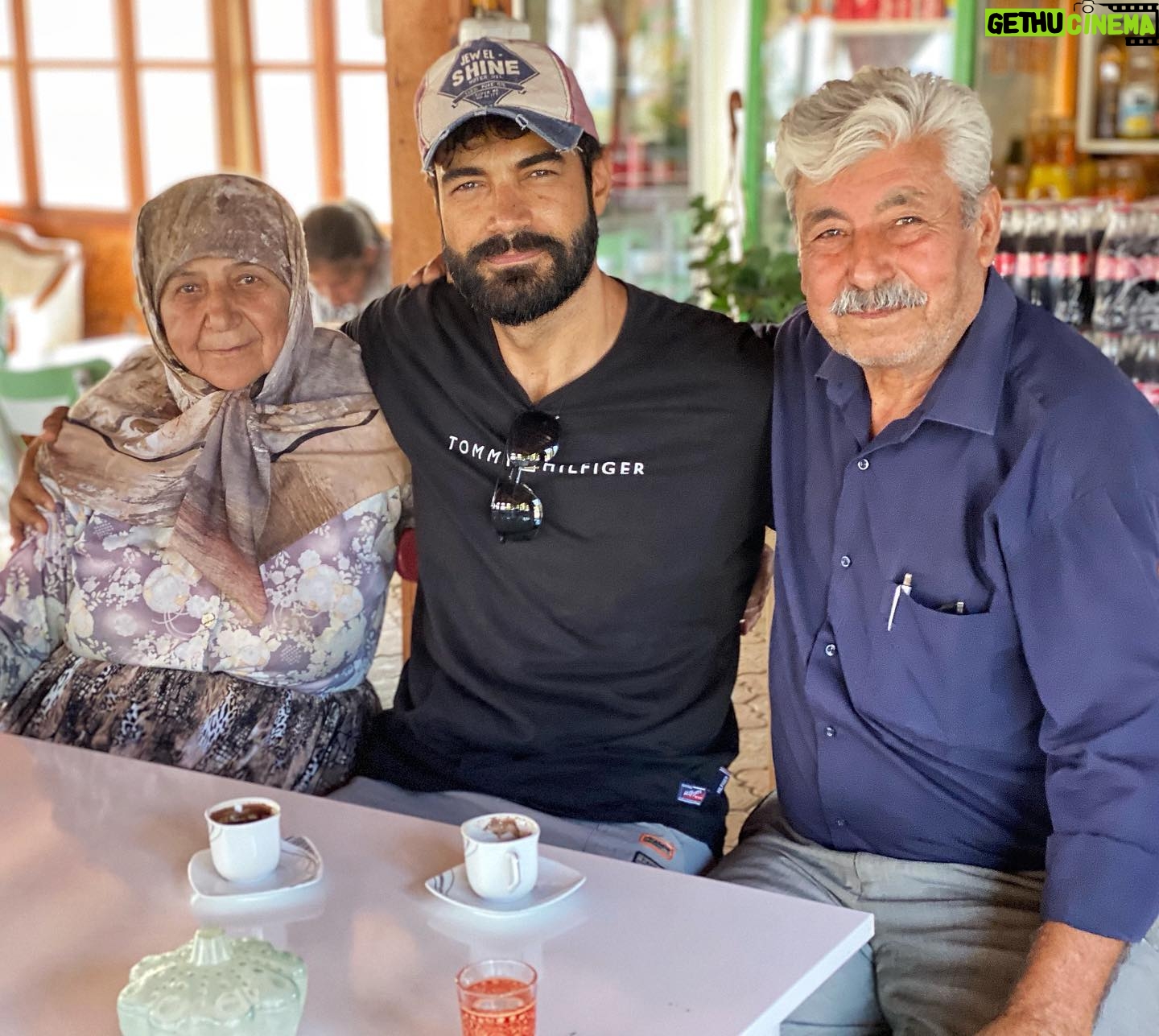 Murat Ünalmış - 64.1K Likes - Acısı çok olanların gülüşü güzel olur. Benim için çok kıymetli insanlar.. 💙
#libyalıismailbaba
#zelişana
#ılgardere