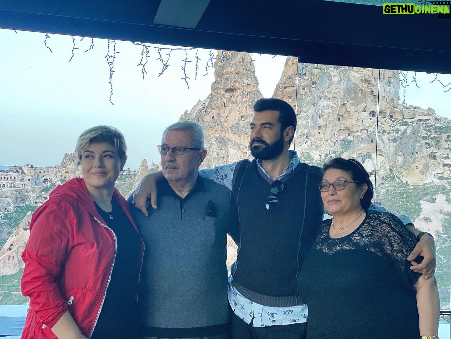 Murat Ünalmış - 56.9K Likes - 41. Yaş günümü en kıymetlilerim ailemle geçirdim çok şükür. Doğum günümü kutlayan tüm arkadaşlarıma, dostlarıma, takipçilerime yürekten teşekkür ederim. Herkese sevdikleriyle geçireceği sağlıkla ve mutlulukla geçen bir ömür dilerim. Dünyadan gelip geçeceğiz. Hayırla ve güzellikle olsun. Sizlerde iyi ki varsınız.. selam ve sevgi ile..❤️❤️❤️🙏🏻🧿🤗🌍🌱🍂💫
#41years