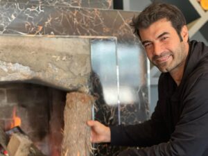 Murat Ünalmış Instagram - Ateşcibaşı derler adımıza. İçinizi ısıtan günleriniz olsun..🔥☺️
#iyihaftasonları 
📸 @abdullahbulutt