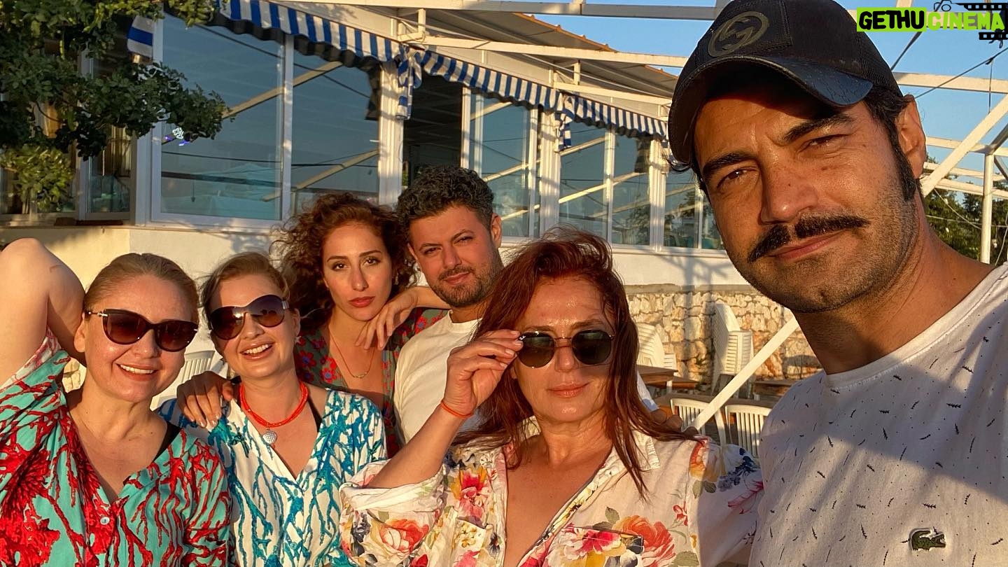Murat Ünalmış - 54.4K Likes - Güzel insanlarla güzel bir günden kalan..🤗