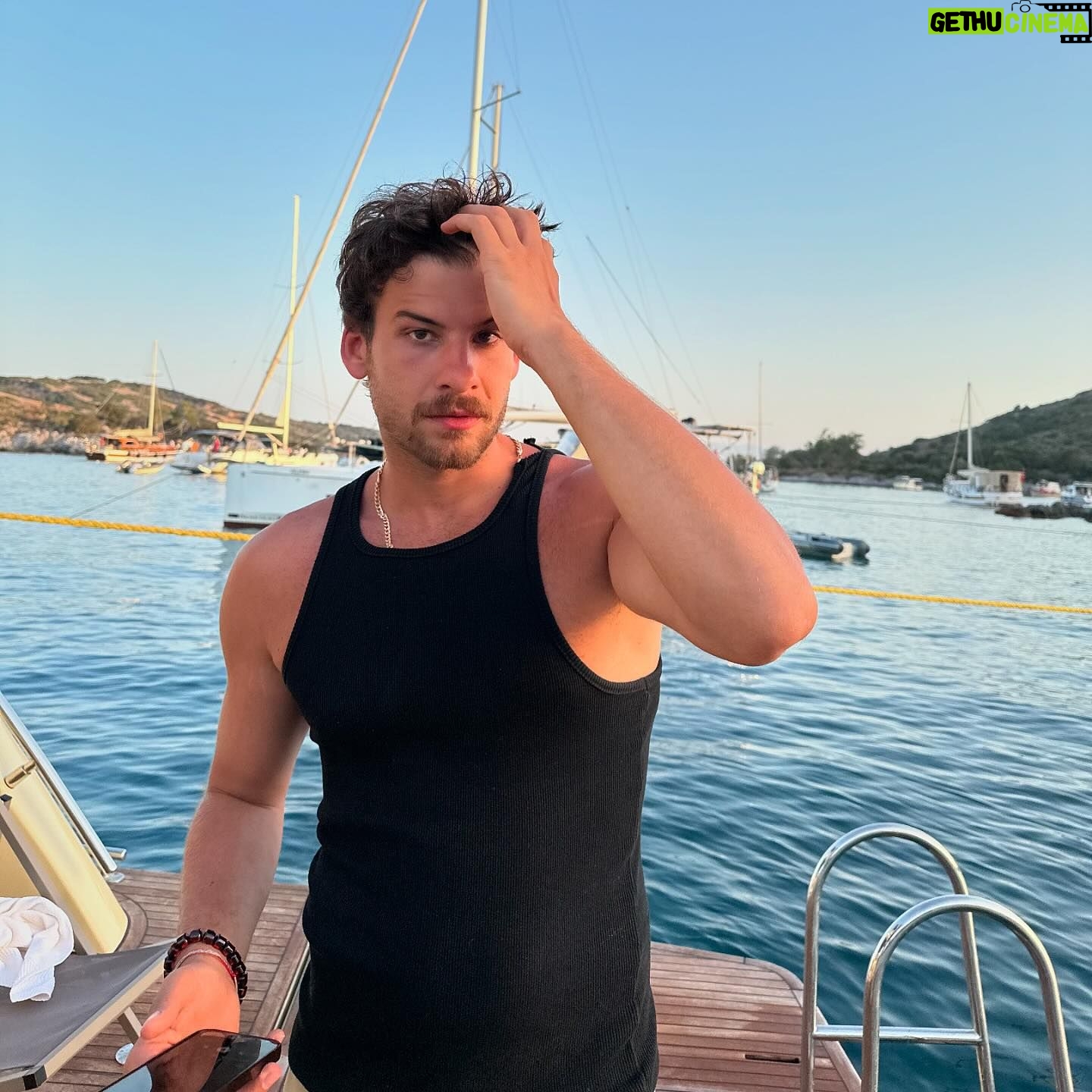 Mustafa Mert Koç - 25K Likes - yazlikci