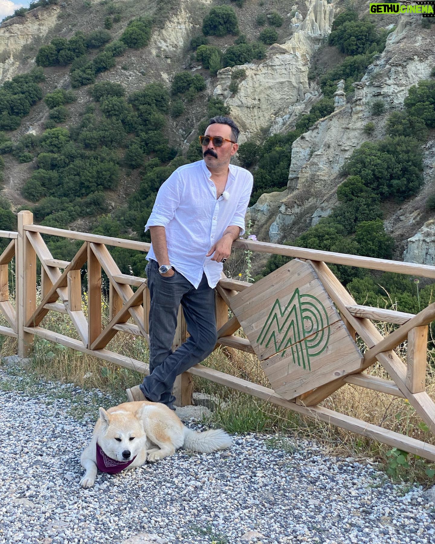 Mustafa Üstündağ - 8.7K Likes - Sazıyla Sözüyle Halk.
Manisa’da yollardayız.