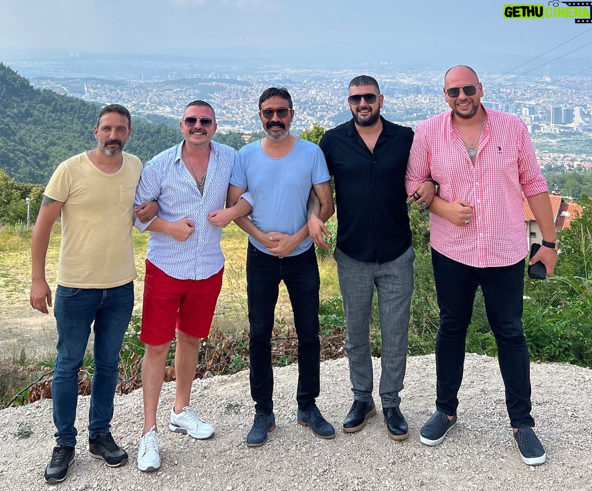 Mustafa Üstündağ - 9.4K Likes - Daltonlar 😎😎