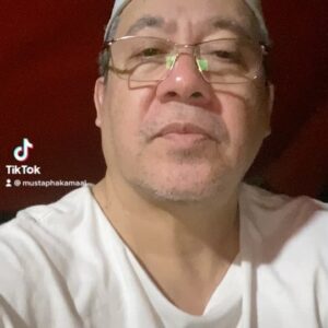 Mustapha Kamal Instagram - Bersama Sahabat Rimba kePuncak Gunong lagi kerana terlalu merindui ketenangan…