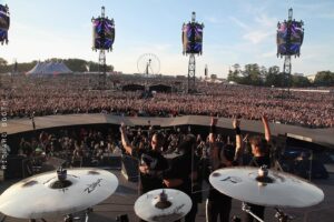 Myles Kennedy Instagram - Thank you @downloadfest, that was amazing! 

#Download #alterbridge #MarkTremonti #MylesKennedy #BrianMarshall #ScottPhillips