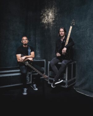 Myles Kennedy Instagram - Powered by @prsguitars @daddarioandco @jimdunlopusa 

Photo: @barzmann 

#AlterBridge #MarkTremonti #MylesKennedy