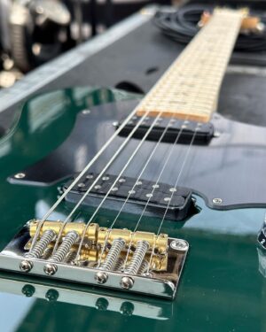 Myles Kennedy Instagram - The signature MK PRS is back in stock at MylesKennedy.com 🤘🏻😎🤘🏻