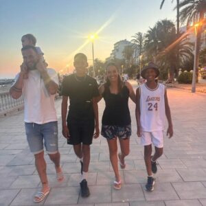 Myriam Chafik Instagram - Tellement fière d'eux ... de nous 💕

#famillerecomposée #troisenfants #threeboys