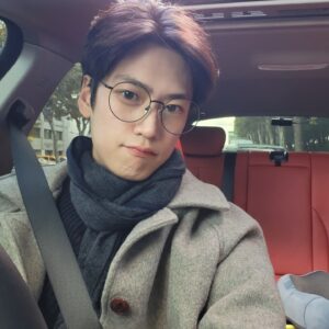 Na In-woo Instagram - ~O-o~😼