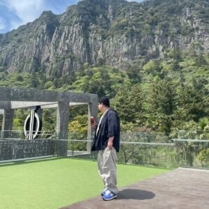 Na Sun-uk Instagram - 촬영하러 갔다가 진짜 알차게 쉬었다..행복했다🙃
여전히 제주살이 해보고 싶다..ㅎ