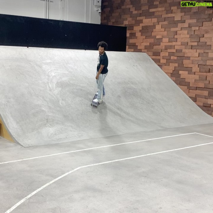 Na-kel Smith - 55.3K Likes - LoL . 🎪🤹🏾♂️