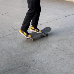 Na-kel Smith Instagram - Which Fakie 360 flip do you think is wetter? 

1 or 2