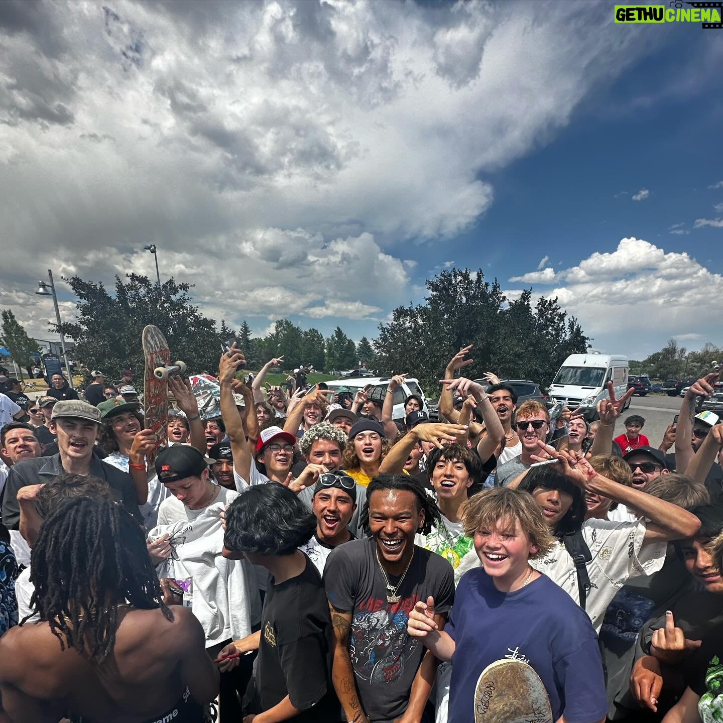 Na-kel Smith - 27K Likes - COLORADO SHOWED MAD LOVE! #RAREPHOTO