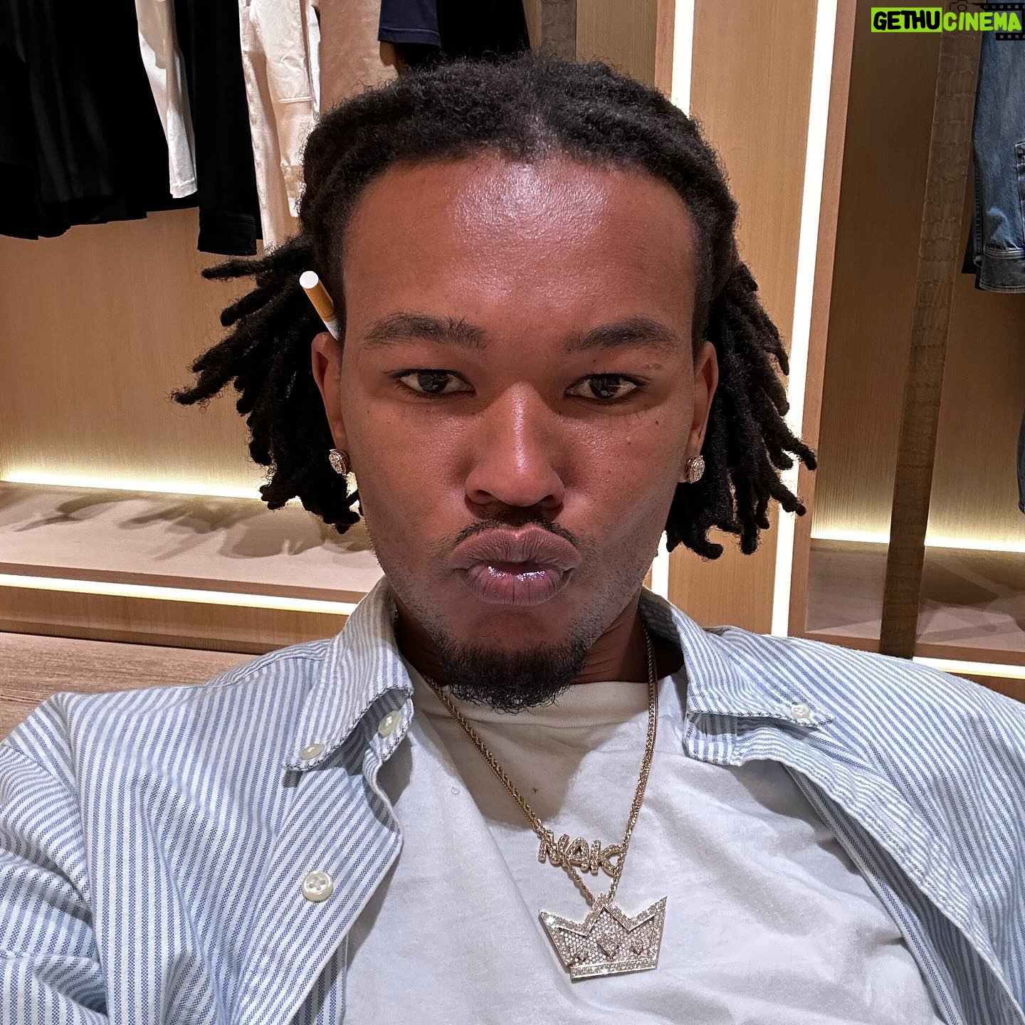Na-kel Smith - 13.3K Likes - I’ll never let my brother cash out alone #CIRCLEOFTRUST