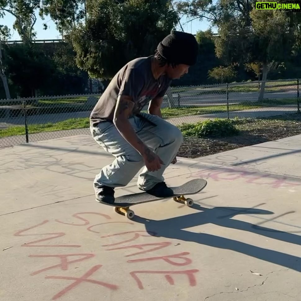Na-kel Smith - 20.9K Likes - #2024 #ME >
$$$>
#FREEMYFATHER