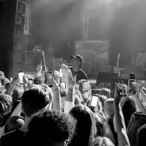 Na-kel Smith Instagram - I WAS ON STAGE WHEN I MISSED MY FATHER CALL #BITTERSWEET
#FREEPOPS
#UNCLENAK