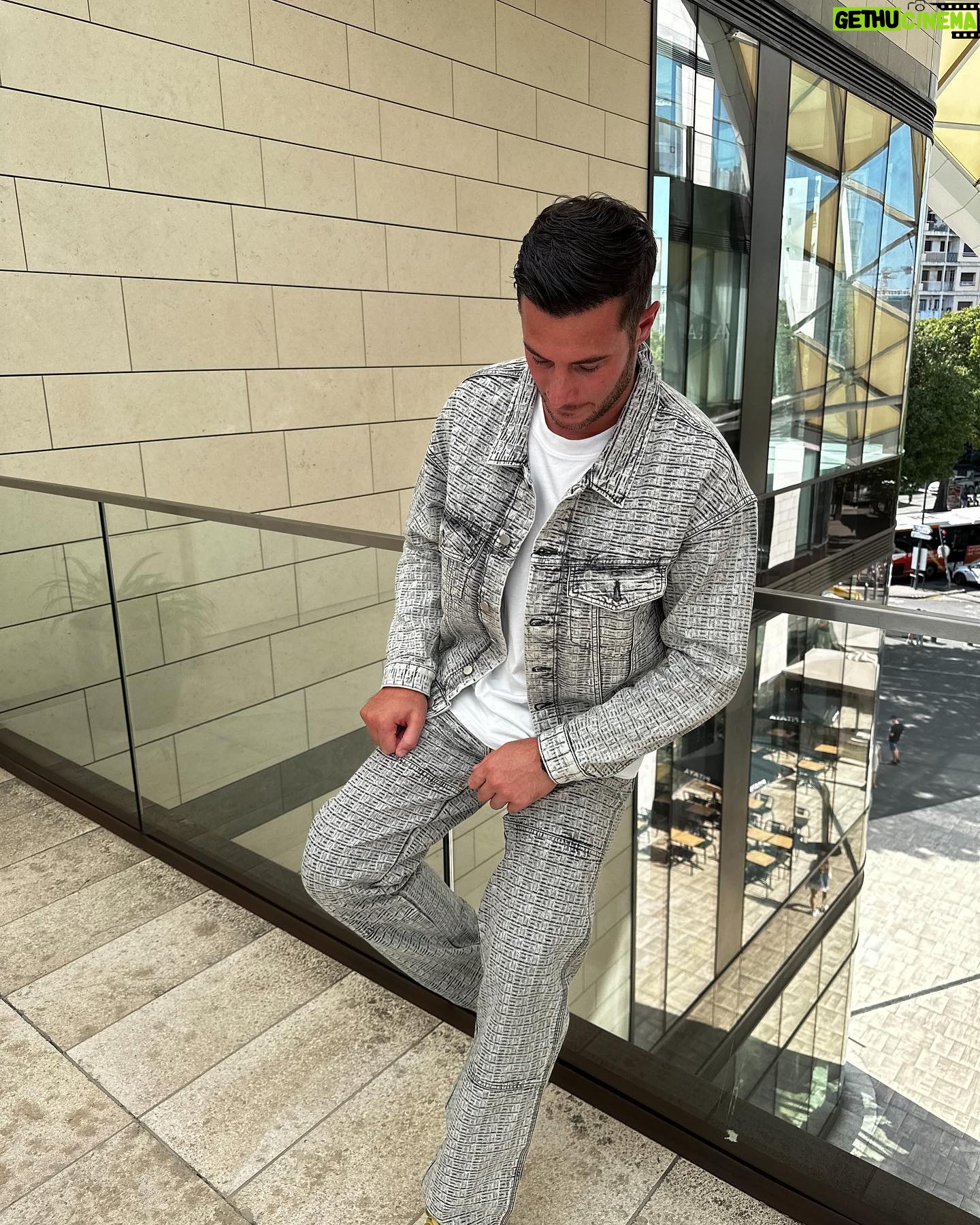Nacca - 3 Likes - Vous validez mes looks du moment ?
#mood #look #mode