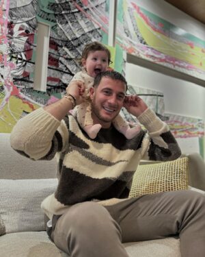 Nacca Instagram - Mon bonheur, son sourire ! 
Team Parents commente ⬇️