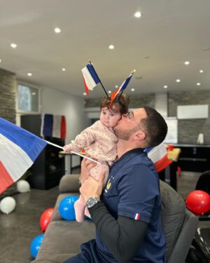 Nacca Instagram - MA COUPE DU MONDE C’EST ELLE !💙🤍❤️ 
Sa première coupe du monde, allez les Bleus ! 🇫🇷