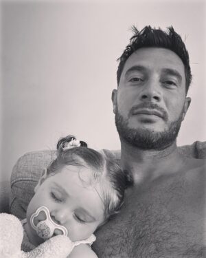 Nacca Instagram - L’amour sans artifice ! 🤍

#love #girl #dad