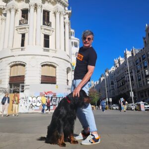 Nacho Guerreros Instagram - La lealtad es un don muy valioso presente en todos los perritos y en algunas personas. Cuidemos de ellos.