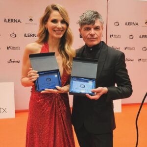 Nacho Guerreros Instagram - Una bonita noche, y lo bonito hay que celebrarlo, más aún con amigos y conocidos. Magia pura.

Gracias @yoursmagazinee por todo. En mi discurso de agradecimiento compartí el premio con mis compañeros de nominacion y lo dediqué a @rakkiperez mi amada compañera en "Sobre el Caparazón de las tortugas" a su autor Ignasi Vidal, a su directora @susanahornos, a todo el equipo en general y a todos los trabajadores y trabajadoras del @fernangomezccv.

¡Viva el teatro! 👏🏻