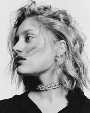 Nadia Tereszkiewicz Instagram - @mixtemagazine @dior 🙏🏻🤍