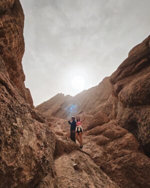 Naglis Bierancas Instagram - Hike without hike shoes, NO PROBLEM. 👍🏻#monkeyfingers #mountains  #morroco